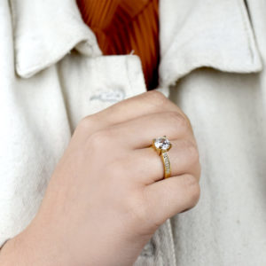 14 Ayar Sarı Altın Tektaş Yüzük