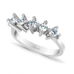 0.22 Ct Pırlanta Beştaş Yüzük