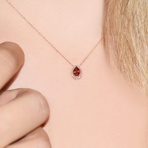 Pırlanta Yakut Damla Rose Kolye