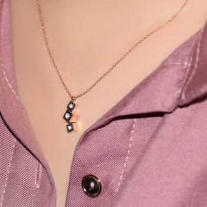 Asimetrik Tasarım Kare Elmas Kolye Ucu 3'lü Kolye Tria