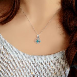 Pırlanta ve Safir Taşlı Gümüş Kolye