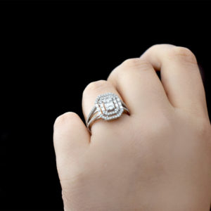 0.75 Ct Modern Tasarım Baget Kare Tektaş Yüzük