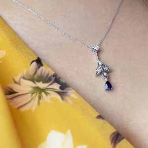 0.62 Ct. Safir Pırlanta Kolye